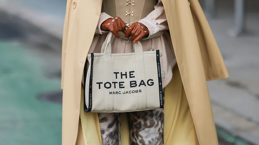 Styling Tips for the Marc Jacobs Tote Bag