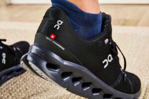 Key Features to Look for in the Best Shoes for Plantar Fasciitis