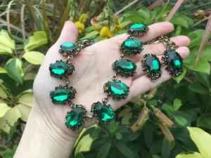 How to Care for Your Emerald Jewelry