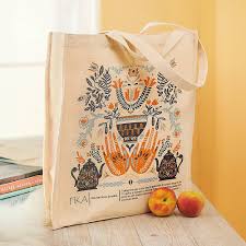 What Is a Tote Bag?