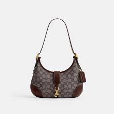 Coach Shoulder Bag: A Blend of Classic Style and Modern Luxury