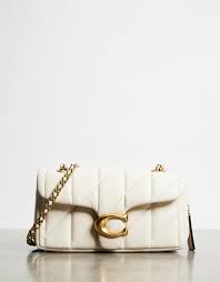 Tips for Buying the Right Coach Shoulder Bag