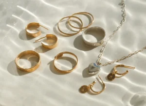 Why Waterproof Jewelry Is So Popular