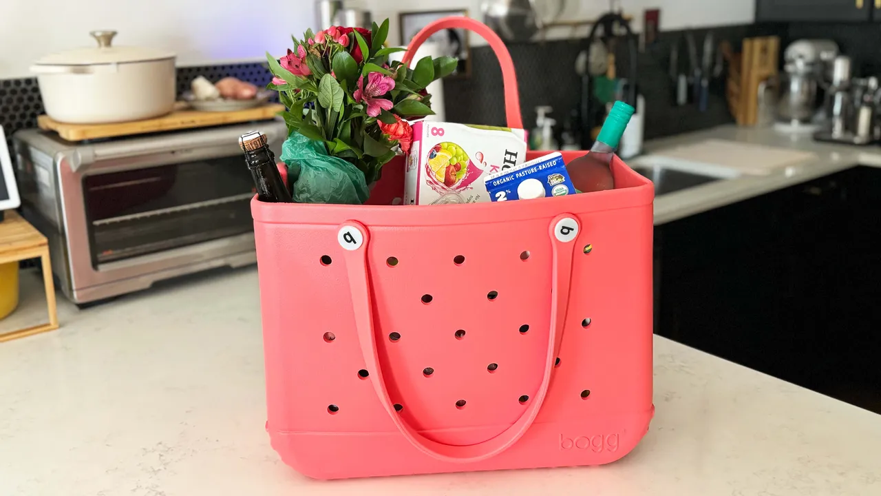 The Ultimate Guide to Bogg Bags: Why Everyone Loves Them