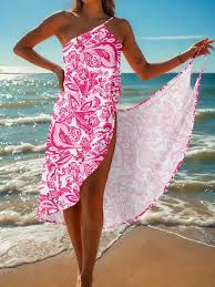 1. Essentials of Beach Clothes for Women